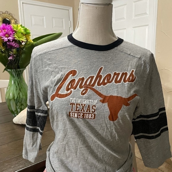 🏈 UT Austin Texas Longhorns T-shirt NWT - Picture 4 of 7